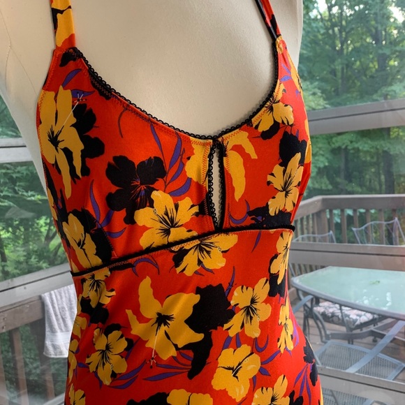 Urban Outfitters Tail Whip Printed Bodycon Dress - Picture 5 of 8